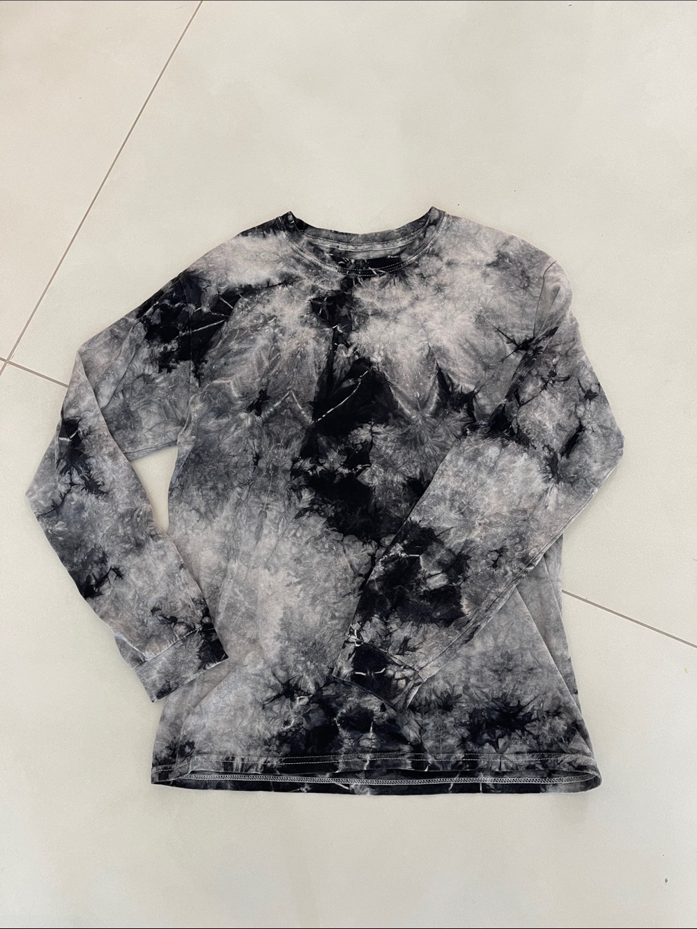 PacSun Black & Gray Tie-Dye Long Sleeve Crewneck